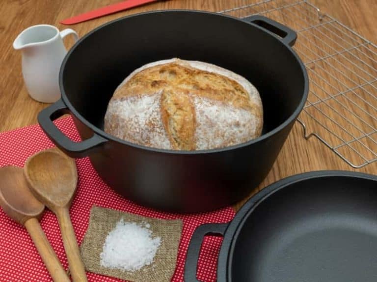 Are Dutch Ovens Non Toxic & Safe? (Explained) HomeApricot