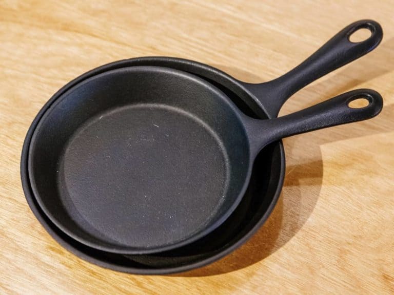 Can Rachael Ray Pans Go in the Oven? (Quick Answers)