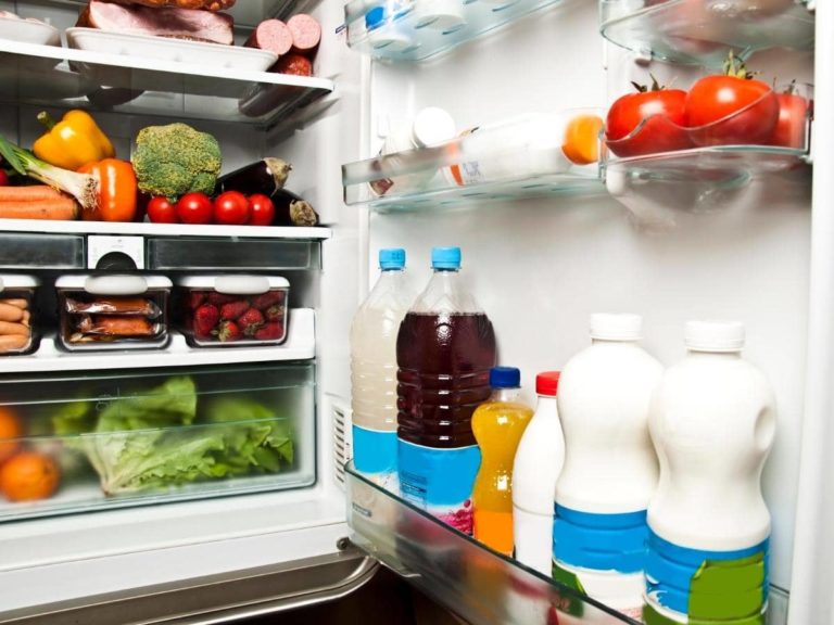 Can a Freezer Be Overloaded? (All You Need to Know) HomeApricot