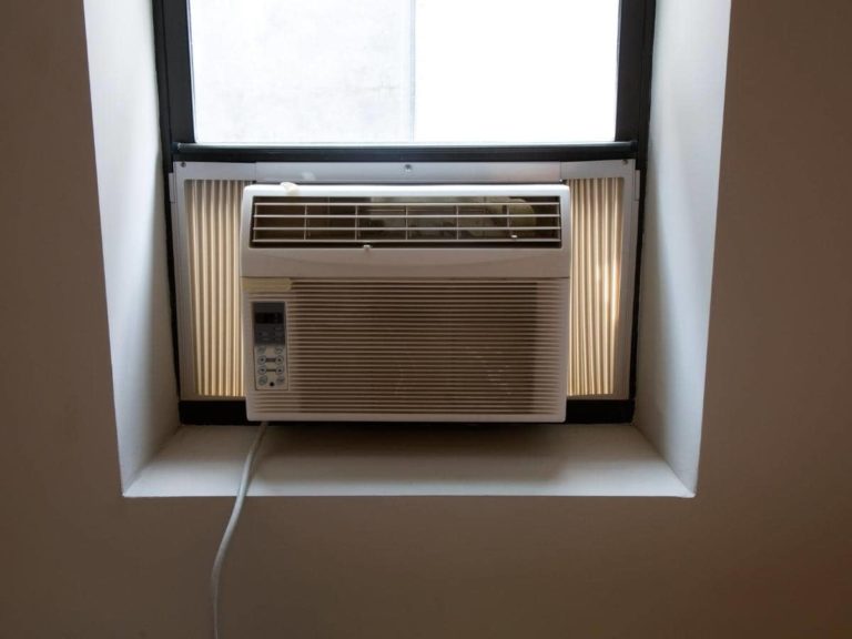 Can You Run a Window Air Conditioner Inside? (Explained) – HomeApricot
