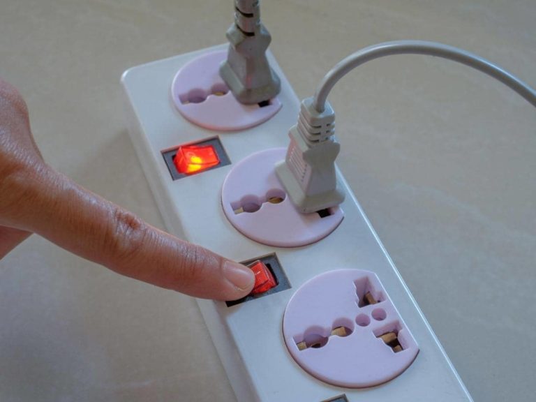 Can Washer and Dryer Be on Same Circuit? (Read This First!) HomeApricot