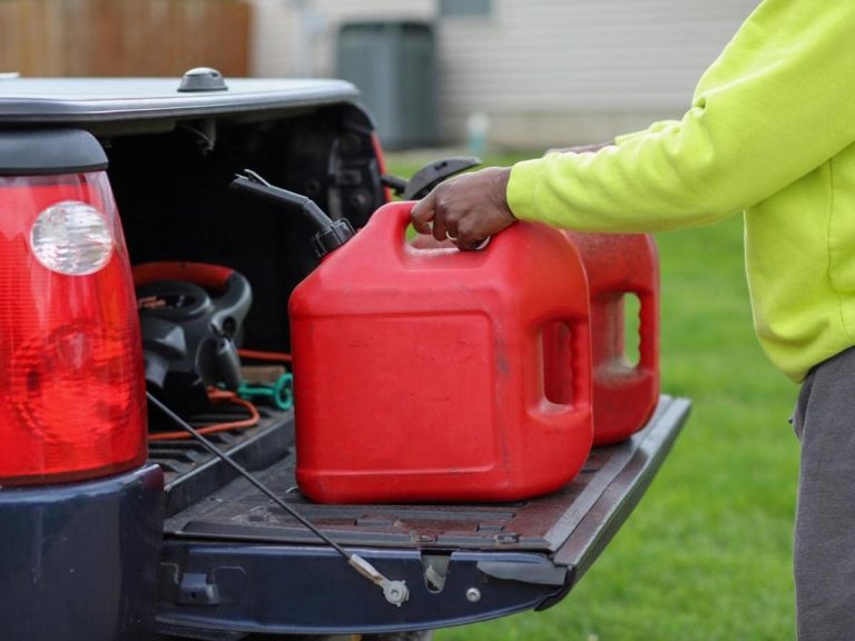 Can You Epoxy a Plastic Gas Tank? (Read This First!) HomeApricot