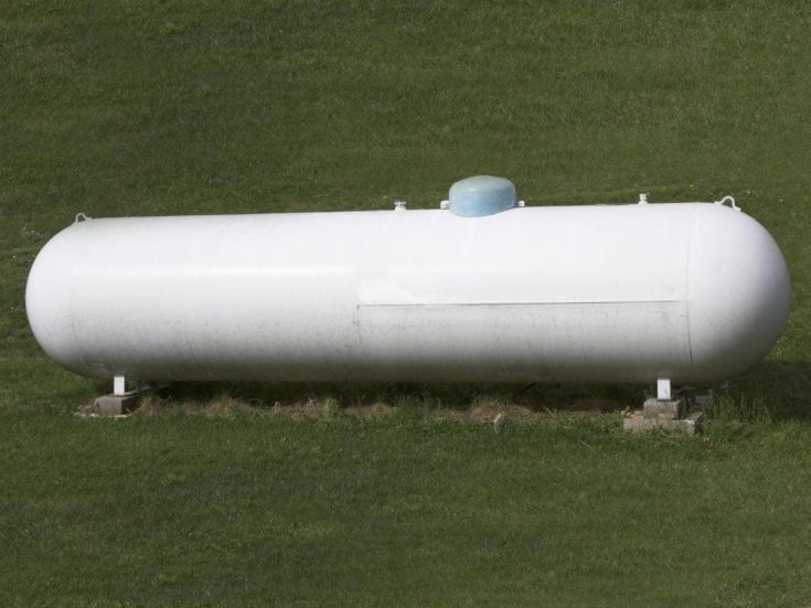 How Many Gallons Are in a 100lb Propane Tank? (Answered) HomeApricot