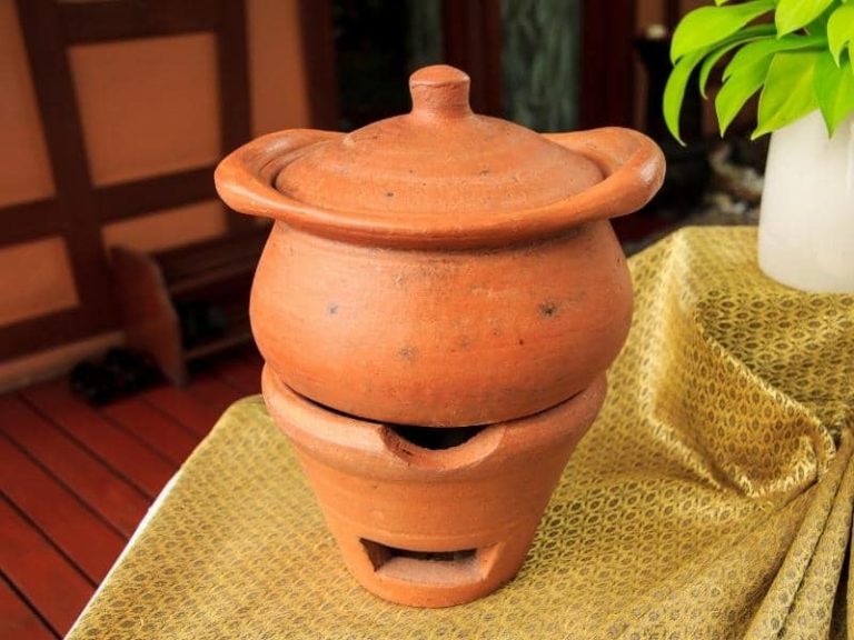 Can You Use a Clay Pot on an Electric Stove? (Answered)