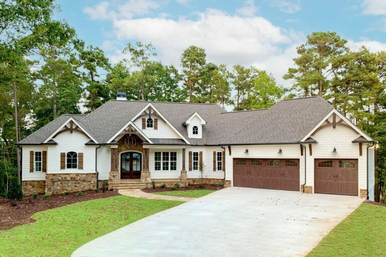Stunning 1-Story 4-Bedroom Country Craftsman Home with Cozy Screened Porch (Floor Plan)