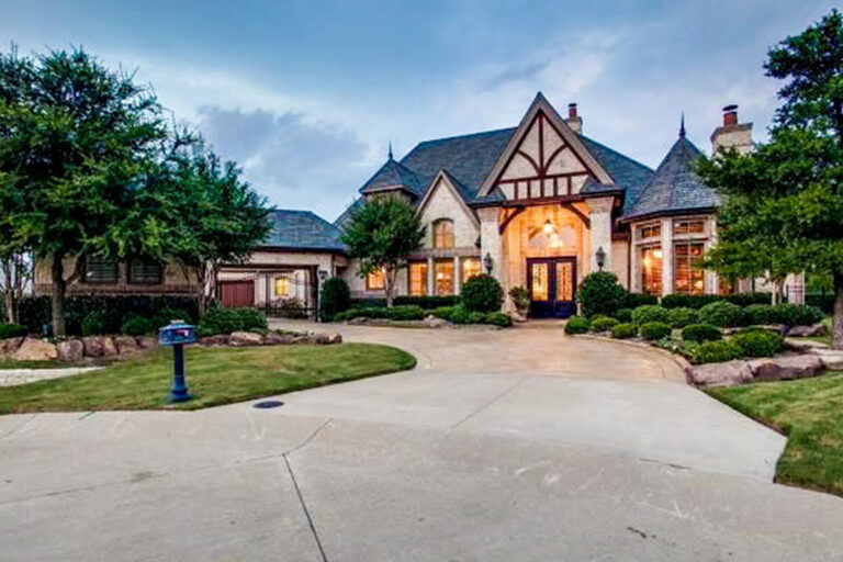 Single-Story, 4-Bedroom Tudor Home With Dual Master Bathrooms (Floor Plan)