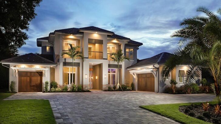 2-Story 4-Bedroom Florida House with Spectacular Balconies and Rec Room (Floor Plan)