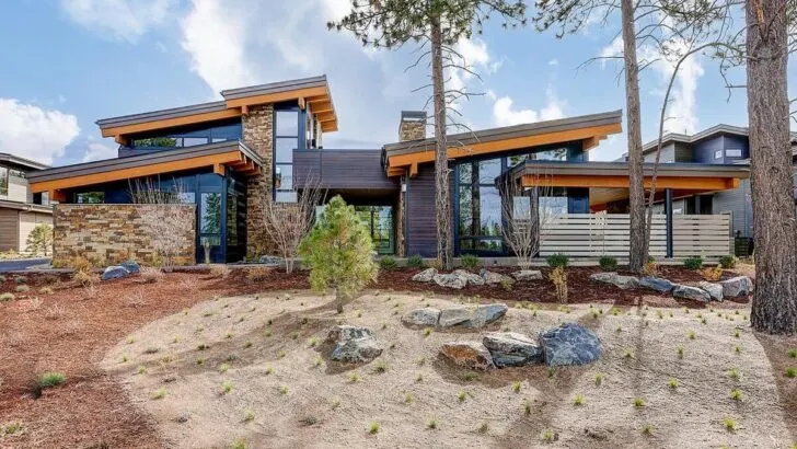 4-Bedroom, 2-Story Modern Mountain Home with Rooftop Deck (Floor Plan)
