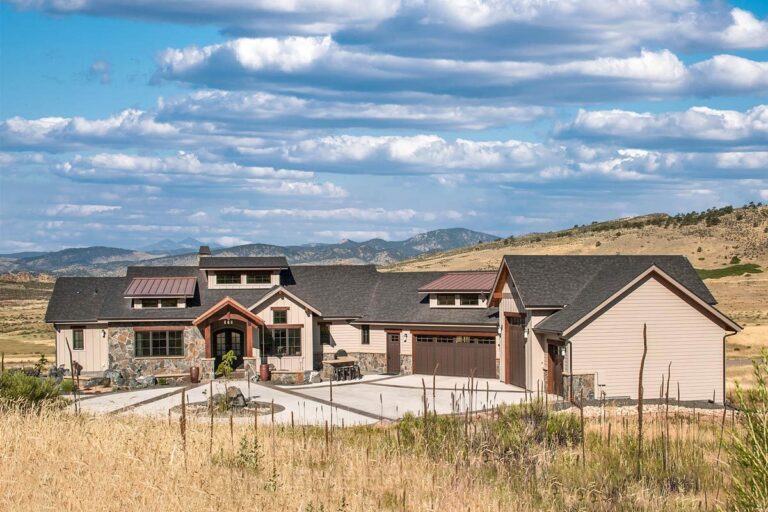 4-Bedroom 1-Story Intricate Mountain Home with an Optional Lower Level (Floor Plan)