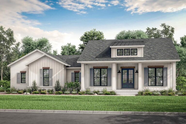 3-Bedroom Single-Story Country Craftsman House with Split Bedrooms (Floor Plan)