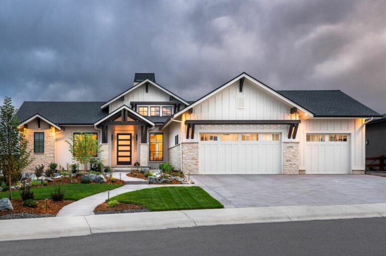 One-Story 4-Bedroom Modern Farmhouse with Optionally Finished Lower Level (Floor Plan)