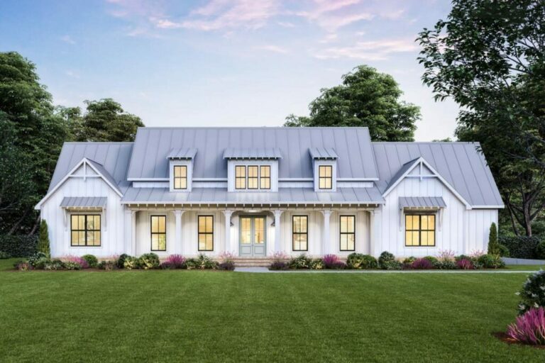 4-Bedroom Single-Story Modern Farmhouse with Vaulted Open-Concept Interior (Floor Plan)