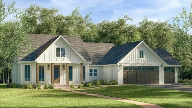 Single-Story 3-Bedroom Country Farmhouse With Garage Workshop (Floor Plan)