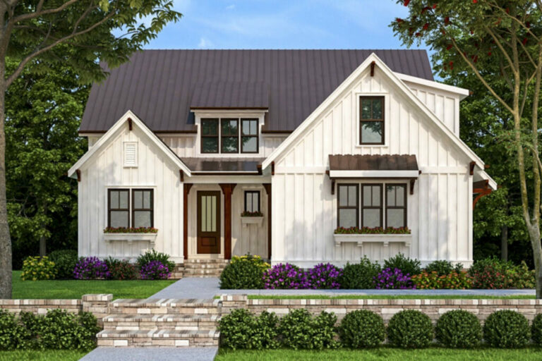 4-Bedroom 2-Story New American Style Farmhouse with Main Floor Flex Room and Beamed Family Room (Floor Plan)