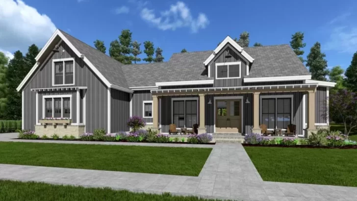6-Bedroom Double-Story Farmhouse with Butler's Pantry (Floor Plan)
