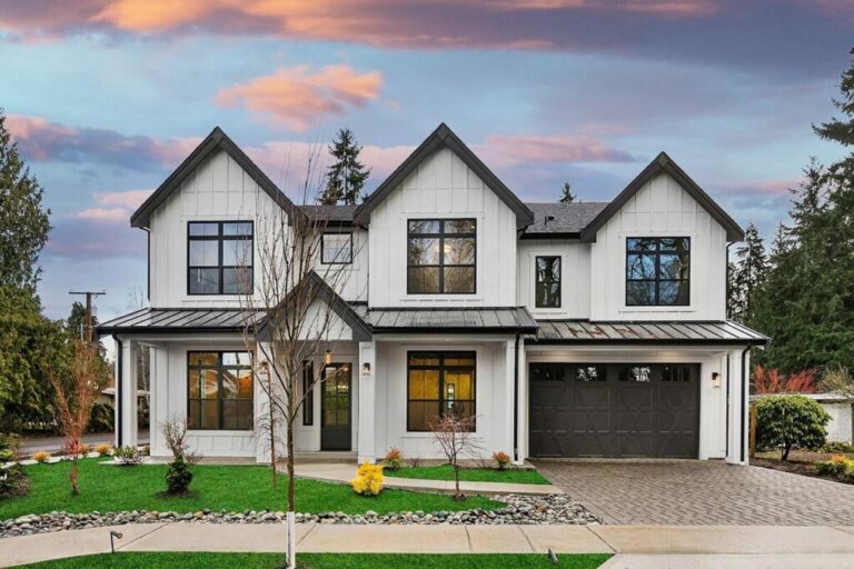 Two-Story 5-Bedroom New American Farmhouse with Upstairs Bedrooms, Laundry and Playroom (Floor Plan)