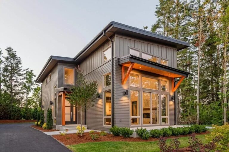 Splendid 3-Bedroom 2-Story Contemporary House with Detached Garage (Floor Plan)