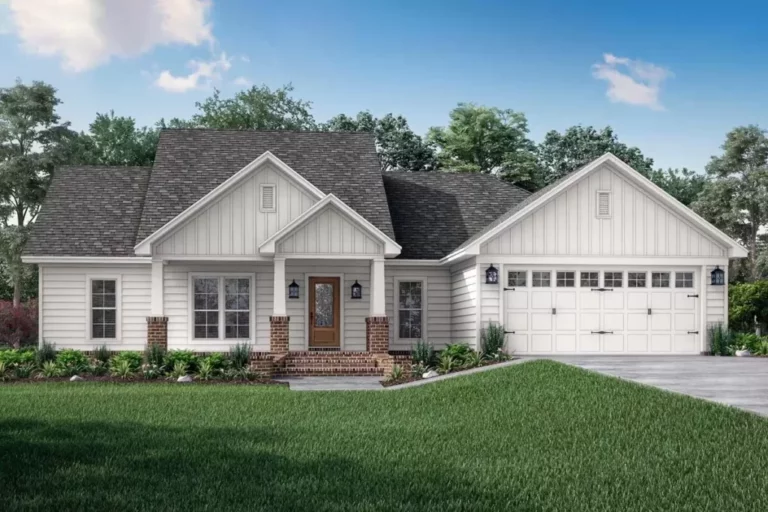 3-Bedroom 1-Story Craftsman Home with Oversized Master Suite (Floor Plan)