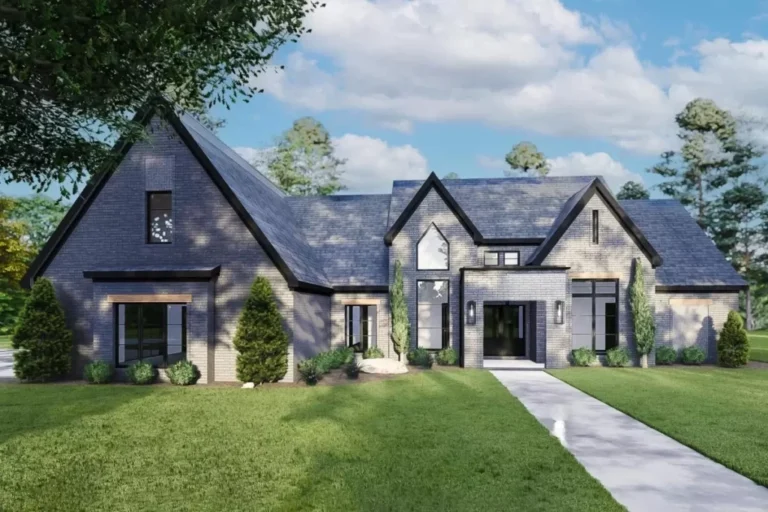 Single-Story 4-Bedroom Transitional Home with Hidden Walk-in Pantry (Floor Plan)