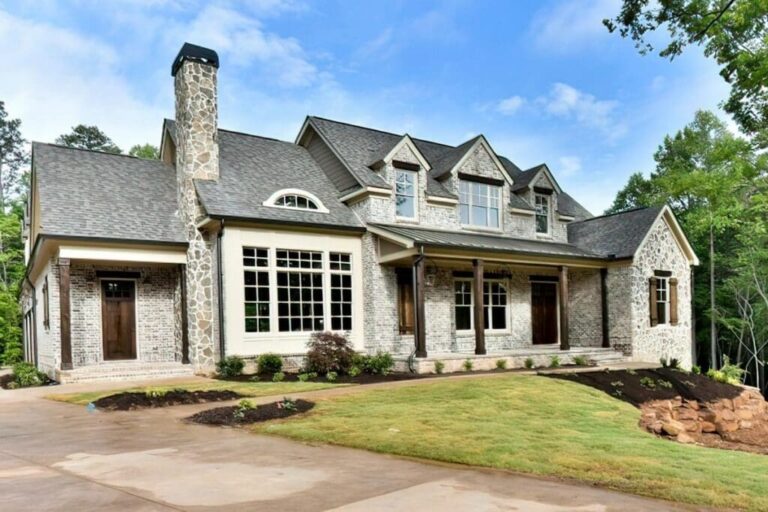 4-Bedroom 2-Story Old World English Home with Bonus Room and Loft (Floor Plan)