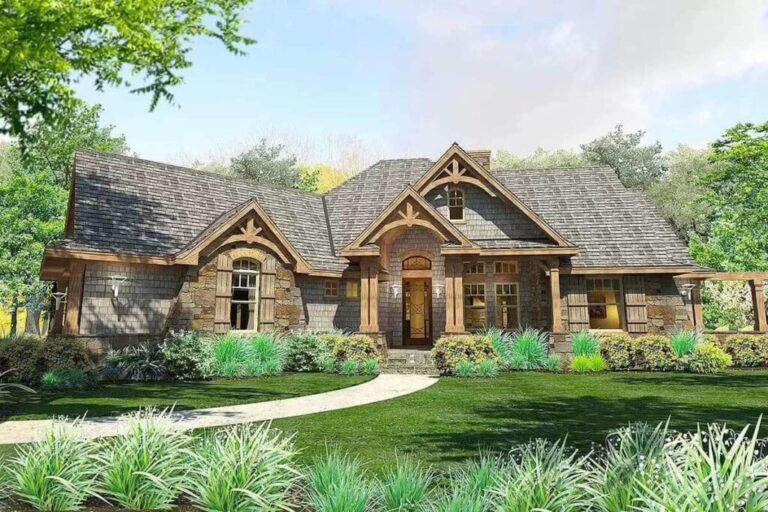 1-Story 4-Bedroom Craftsman House with 3-Car Garage (Floor Plan)