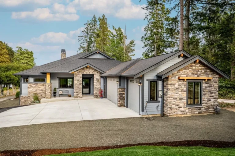 8-Bedroom 1-Story Mountain Craftsman Home with Indoor Outdoor Living (Floor Plan)