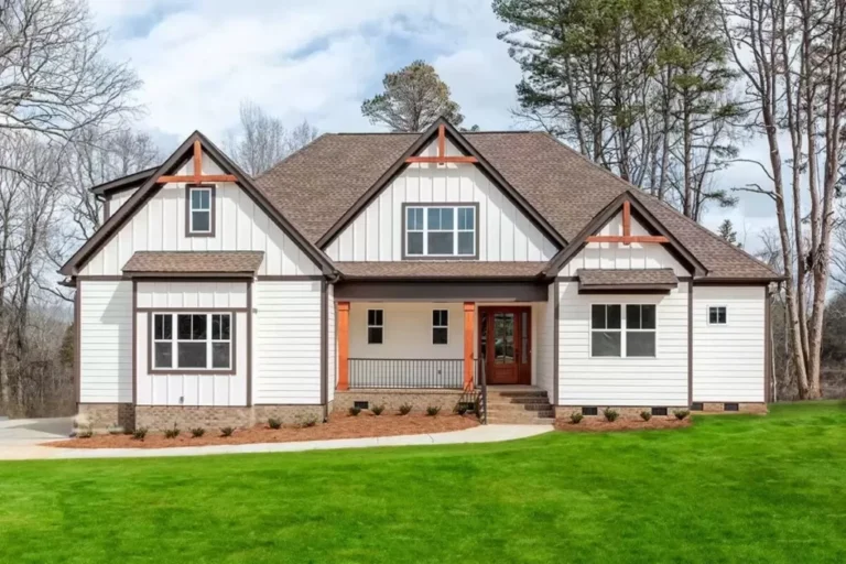 4-Bedroom 2-Story New American House with Bonus Expansion Above Garage (Floor Plan)