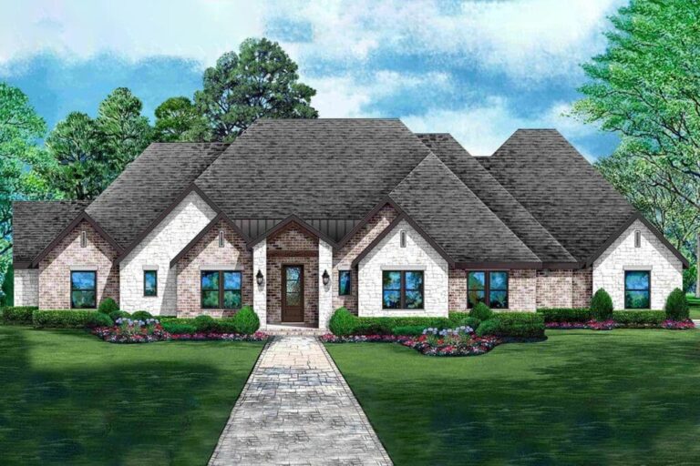 One-Story 4-Bedroom Traditional European House with Media Room (Floor Plan)
