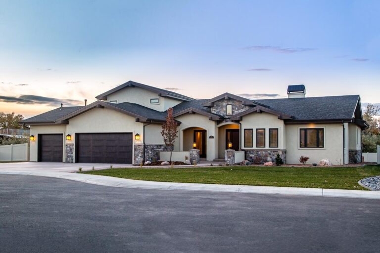 3-Bedroom 1-Story Luxury Farmhouse With 4-Car Garage and Covered Patio (Floor Plan)