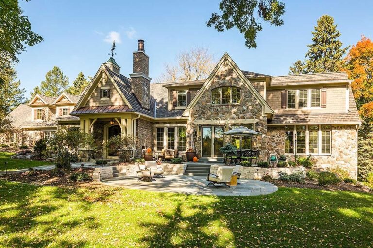 3-Bedroom 2-Story Contemporary Farmhouse with Grand Outdoor Living (Floor Plan)