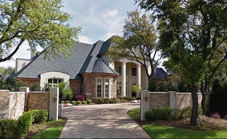 5-Bedroom 2-Story Estate-Style Farmhouse with Spacious Outdoor Living (Floor Plan)