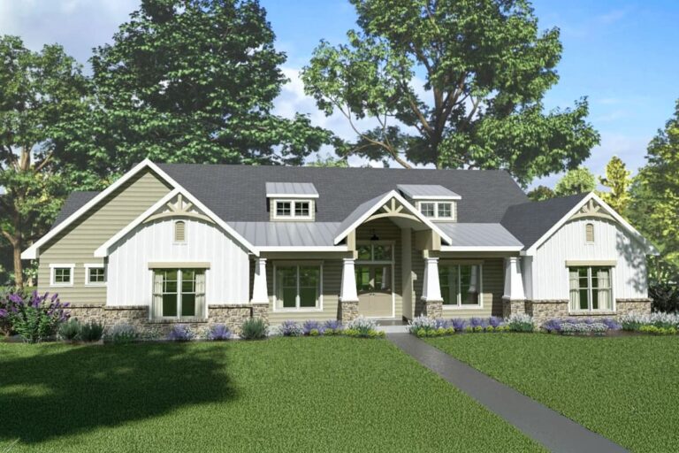 3-Bedroom 1-Story Craftsman Ranch with a Private Master Suite (Floor Plan)