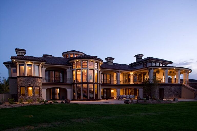 4-Bedroom 1-Story European With Den And Mudroom (Floor Plan)